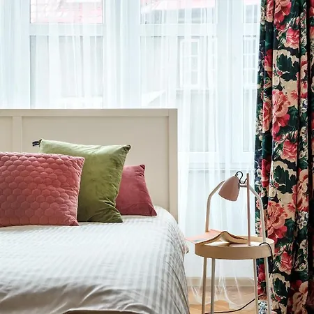 Zakatek Z Dwiema Sypialniami 아파트 비엘스코-비아와